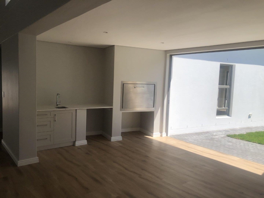 To Let 2 Bedroom Property for Rent in Vermont Western Cape